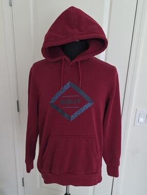 Hurley Men's Deep Red Pullover Hoodie with Navy Logo
